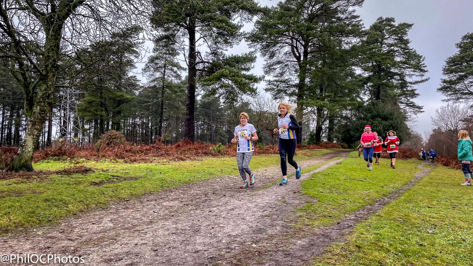 Above: Dave and Nicola Jarrett at the Christmas Day Hogmoor parkrun
Below: Runners celebrating their success at the Great South Run