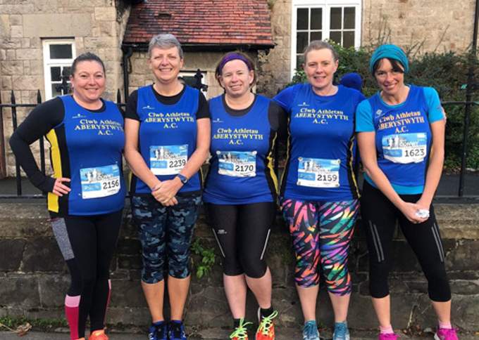 Lyndsey Wheeler, Wendy Williams, Rachel Richards, Helen Williams, and Sue Lee at the Conwy Half Marathon