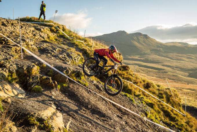 Nathan de Vaux at Antur Stiniog Downhill Centre during the last round of the HSBC Downhill Nationals (Pic: JWDT Photography)