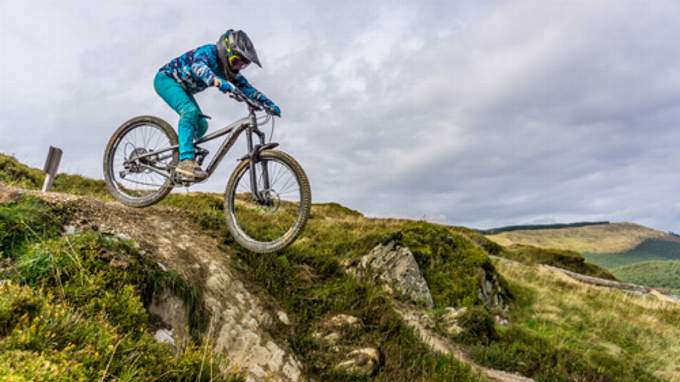 Ruben riding at Dyfi Bike Park (Pic: Rowan Thomas)