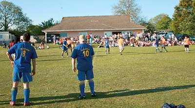 Two clackers trying to get on in the plate competition.