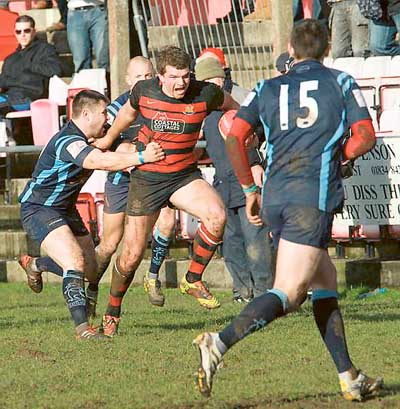 Classy centre Toby Smith opened the scoring for Tenby.