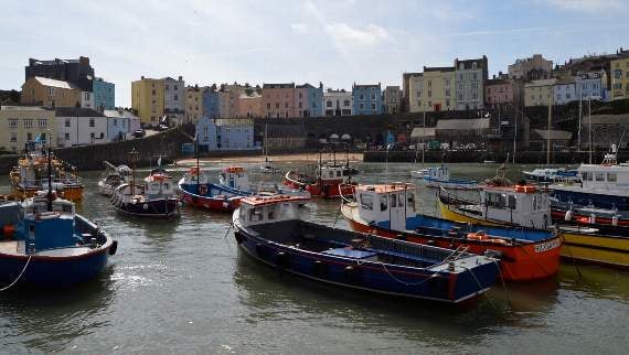 How Tenby harbour normally looks after the Easter boat-lift operation