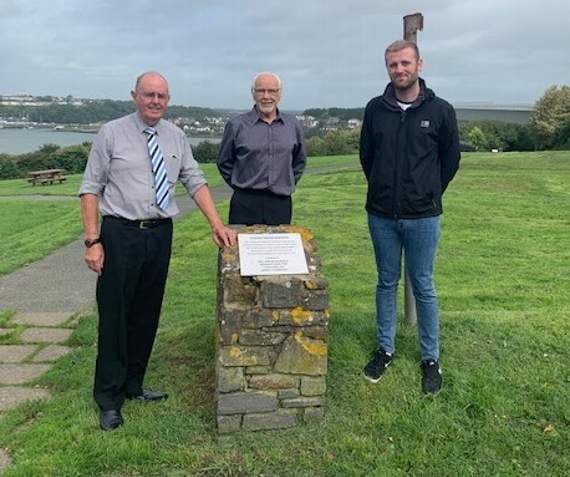 New memorial unveiled to four workers killed during Cleddau Bridge construction