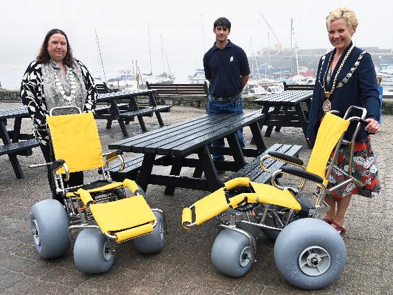 The Mayor of Tenby, Clr. Mrs. Sam Skyrme Blackhall is pictured (right) with Deputy Mayor Clr. Mrs. Tracey Evans, and Harbourmaster Chris Salisbury. (Pic. Gareth Davies Photography)