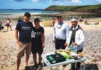 Gareth Edwards’ ‘Great Welsh Adventure’ takes him to Tenby for wedding anniversary celebrations!