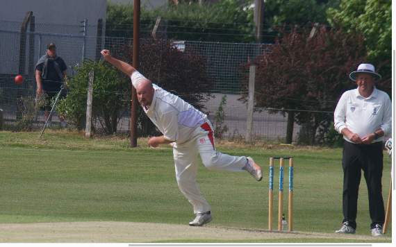 Ed Jones bowling for Lydney.