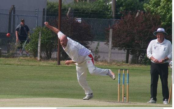 Ed Jones bowling for Lydney.