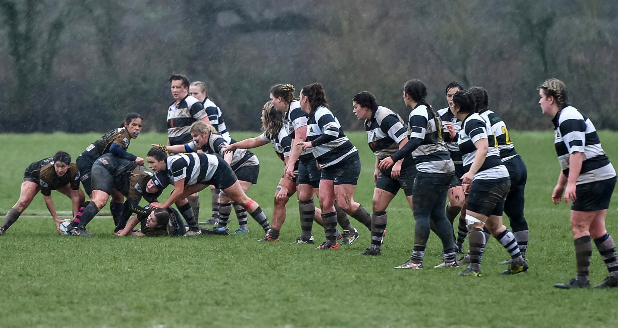 Stricken by a last-minute Covid outbreak, Ventnor RFC set off from the Isle of Wight in their pre-booked coach with just seven players to play Farnham 4th XV in the Hampshire League. Farnham responded to their commitment to play by loaning them enough players to play a 13-a-side game. The end result of an open and flowing game was 46-29 to the Farnham Barbarians and new friends made.
