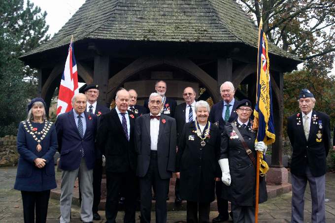 The Civic and Crediton British Legion group at the War Memorial in Crediton. SR 4677