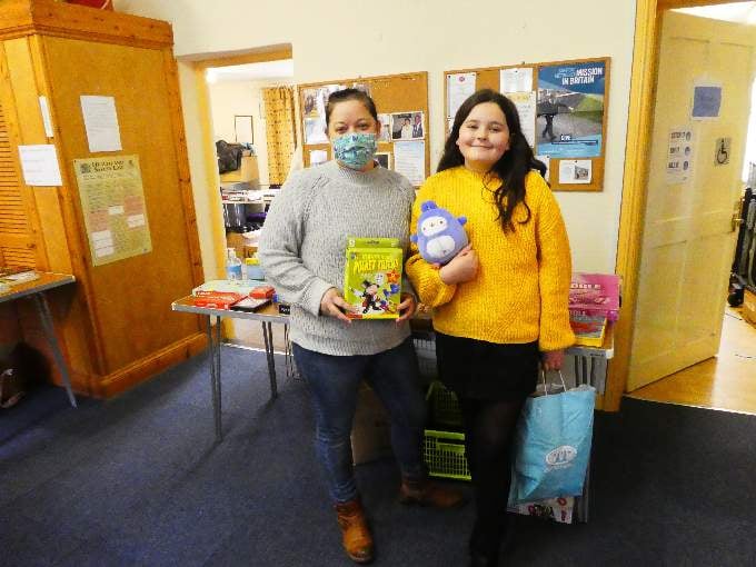 Schnare Taylor-Shorland and her 10-year-old daughter, Izzy, helped at the coffee morning.