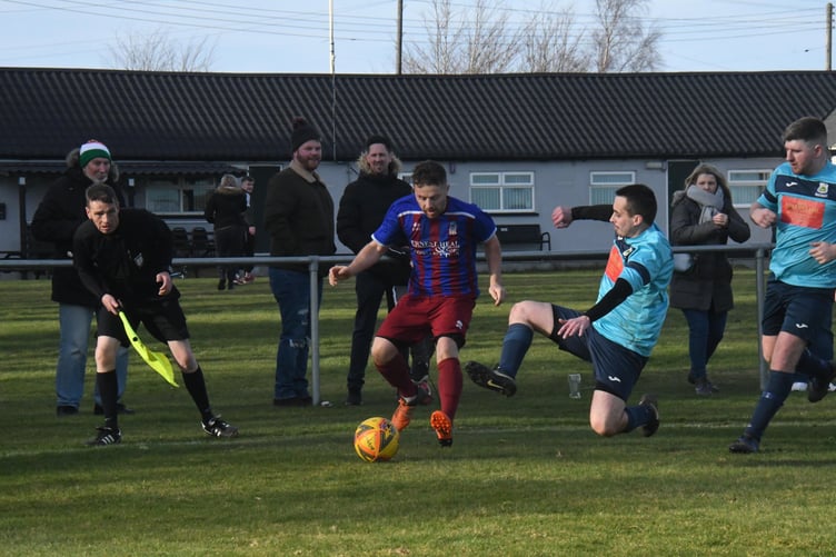 n Ruardean fans celebrate the goal that sealed the victory.