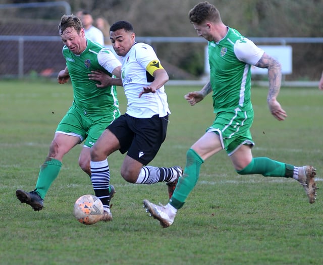 MATCH GALLERY: Teignmouth 6-0 Bere Alston United