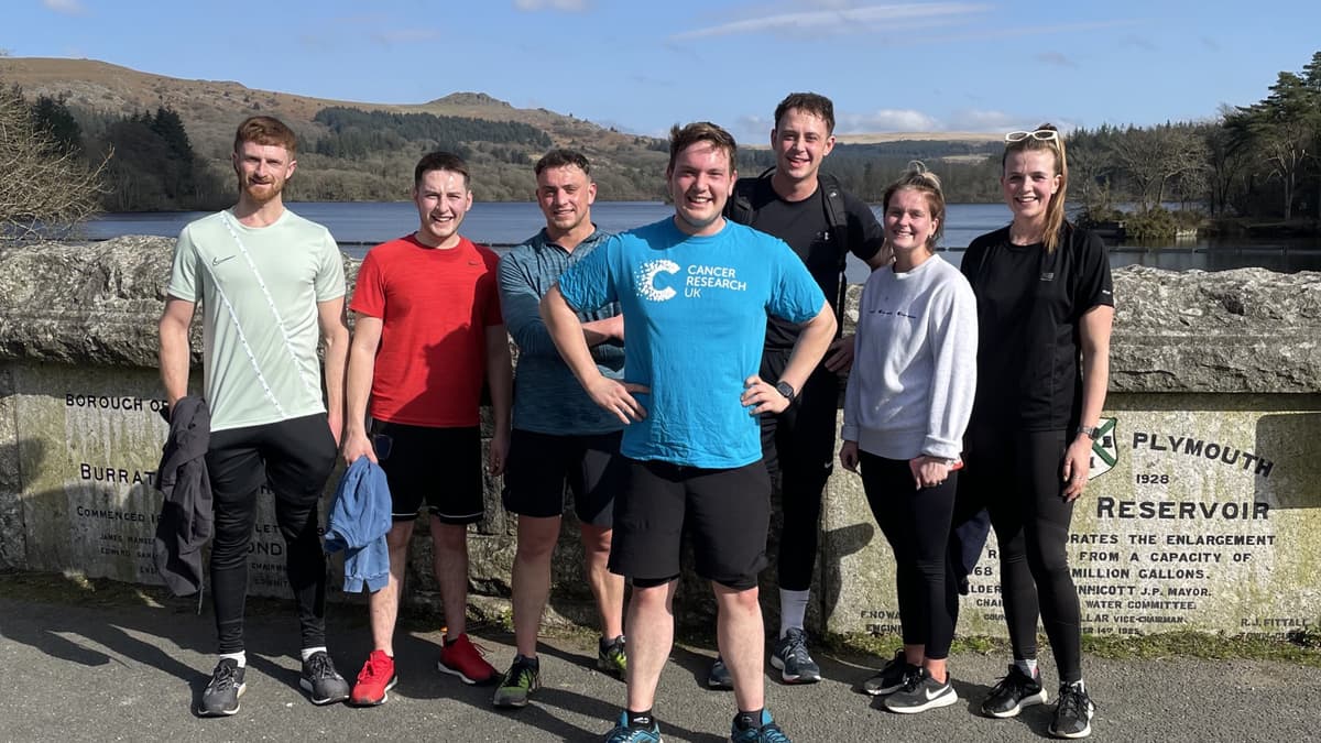 Tavistock man Doug Meakin runs in memory of neighbour on