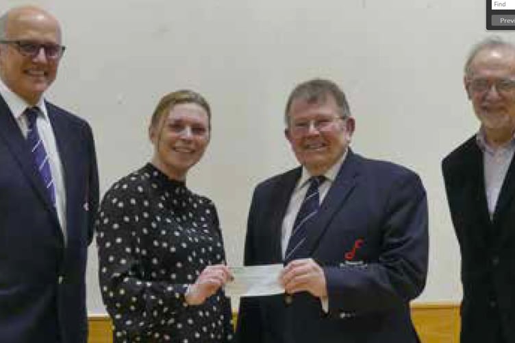 Rushmoor Odd Fellows Male Voice Choir cheque presentation