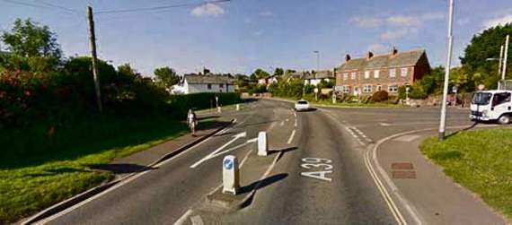 The crossing on the A39 accessing Stratton Primary School