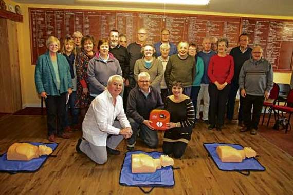 Launceston bowling clubs purchase life saving equipment