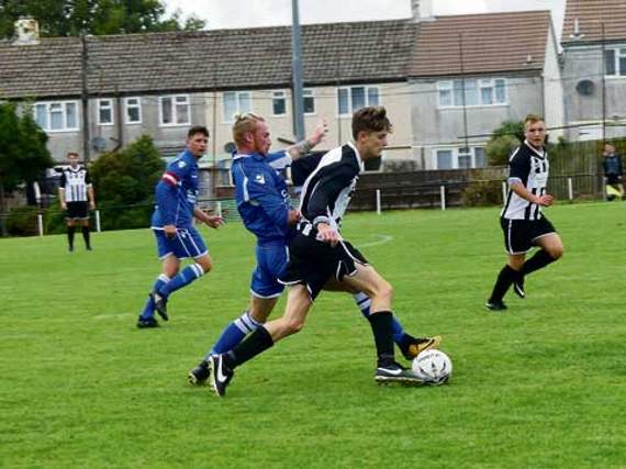 Full-back Kieran Langman strides forward during Holsworthy’s 1-0 home defeat to Liskeard Athletic on Saturday. Picture:?Dawn Bewes