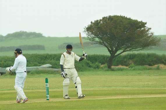 Uglow acknowledging his rapid half-century.