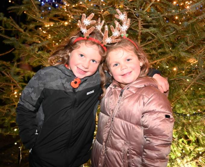 Lilly and Sophie get in the Christmas spirit