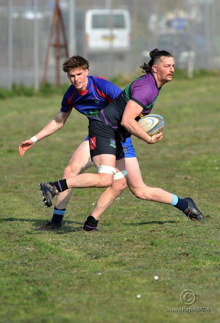 Action from the match between New Cross and Totnes on Saturday – which ended in a shock 21-19 win for the South Hams side.
