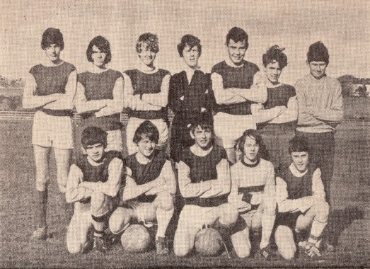 Cutting showing Tenby Under 14’s soccer team the Dynamos in February 1971