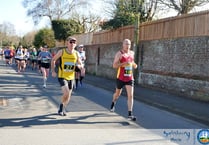 Alton Runners enjoy Salisbury ten-mile road race
