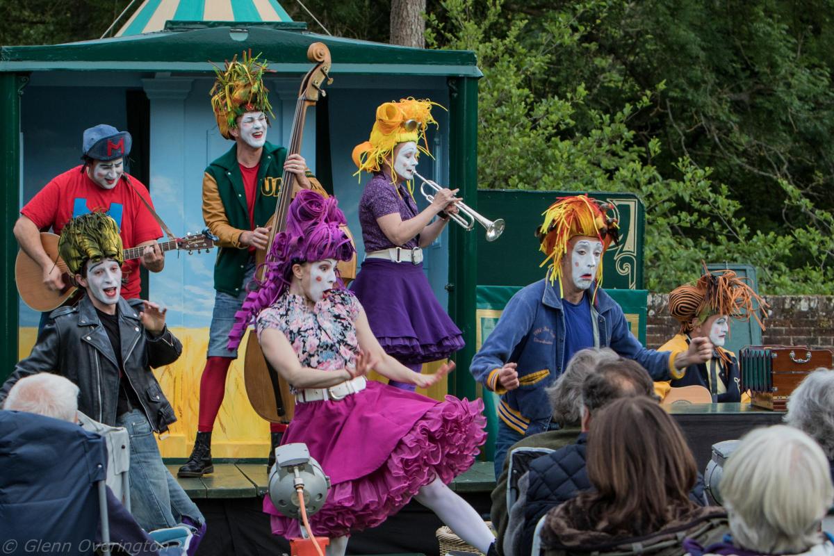 The Rude Mechanicals to bring love and free thinking to eight rural venues this summer