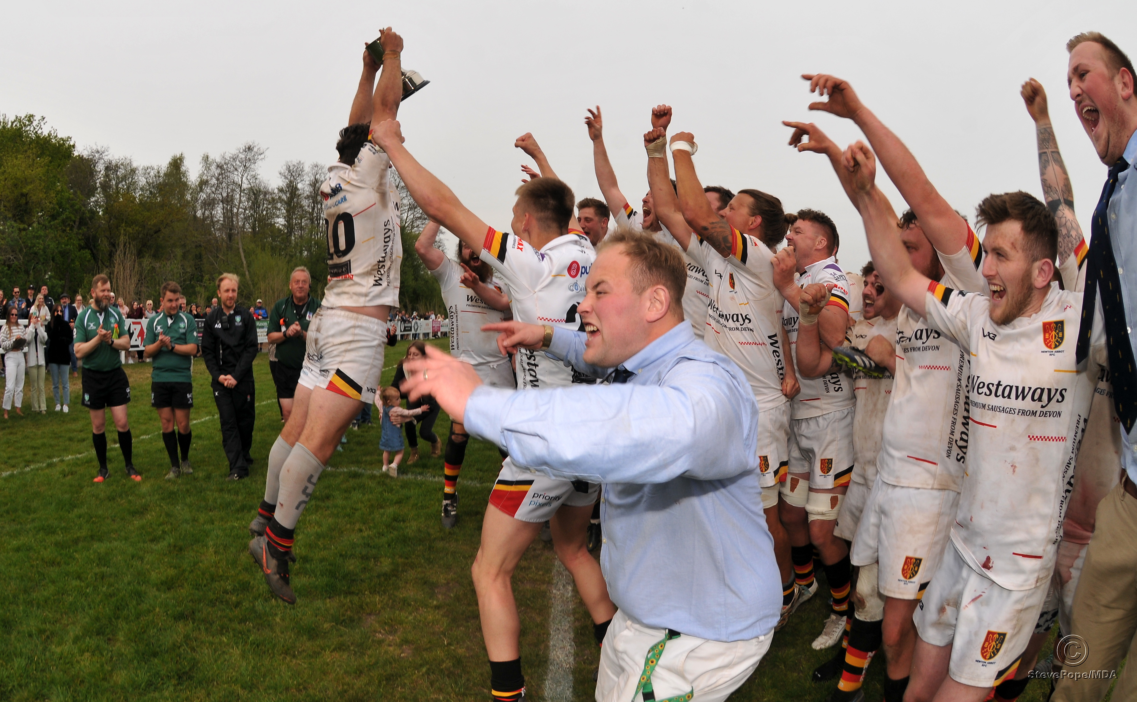 Action from Newton Abbot’s Devon Intermediate Cup final victory over Kingsbridge on Saturday.