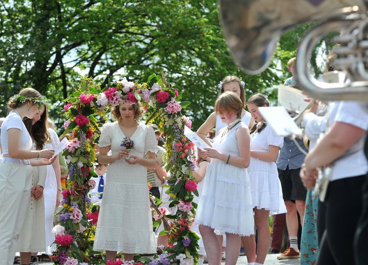 Photo: Steve Pope MDA070522E_SP008
Lustleigh May Day celebrations