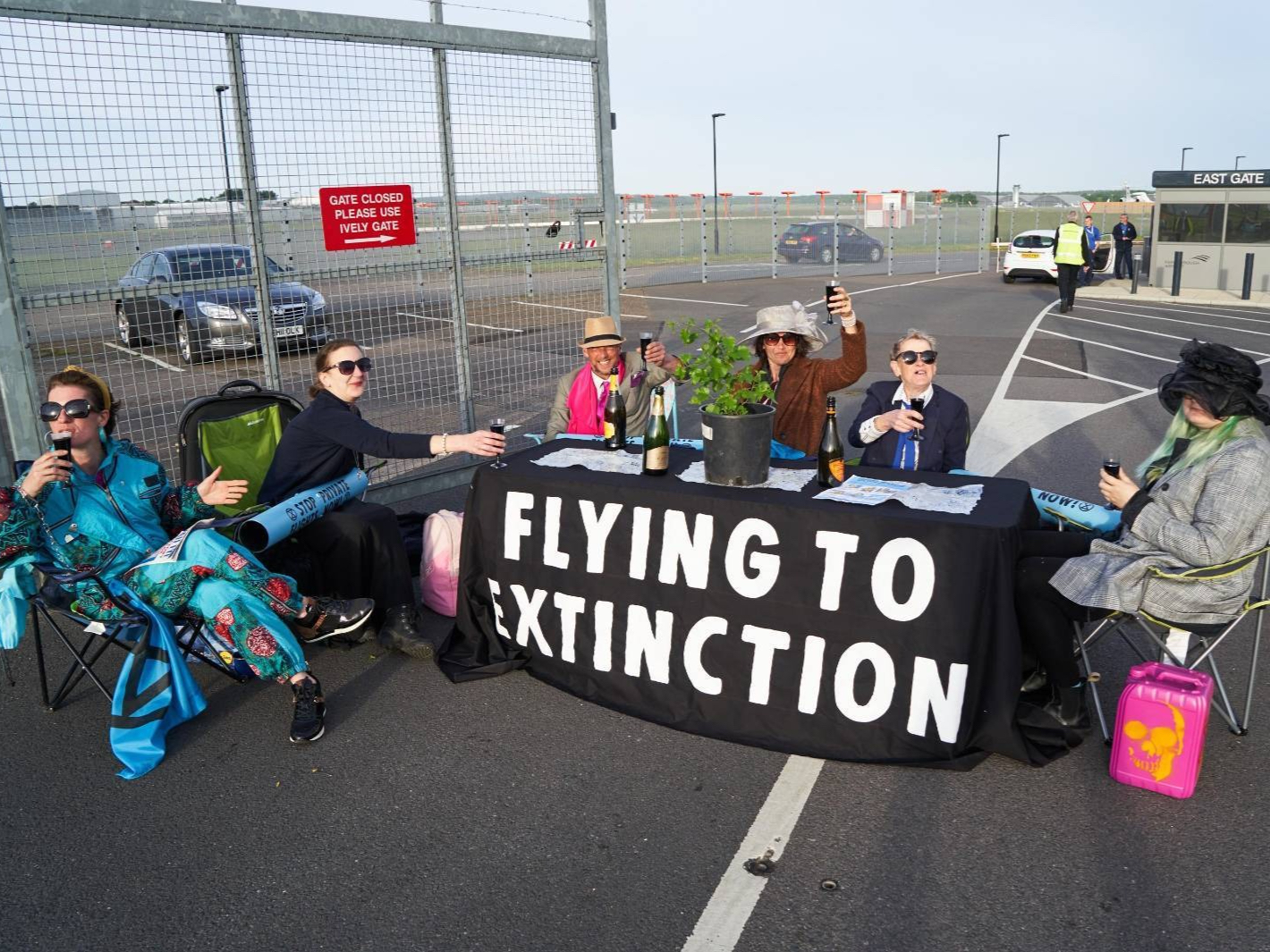 <p>Eco-protestors blockade the entrance to Farnborough Airport</p>