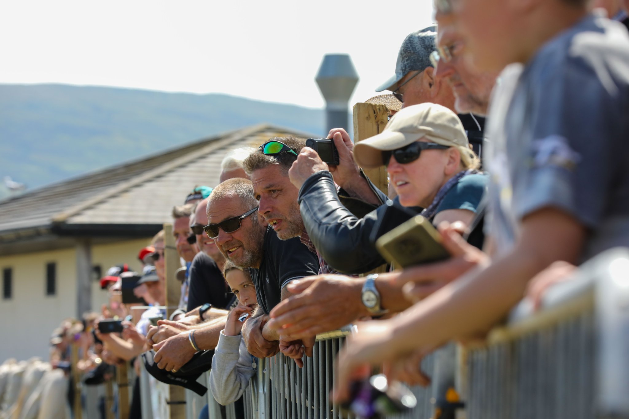 Crowds enjoying the Ramsey Sprint. Photo by Callum Staley (CJS Photography)