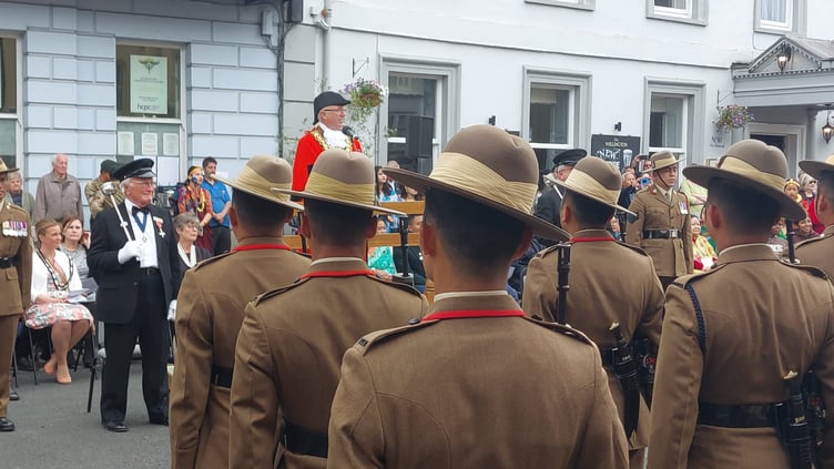 Mayor Meredith addresses the Gurkha soldiers