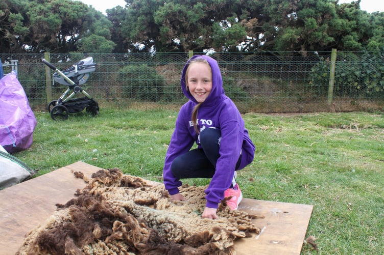 Autumn Redmayne at the Red Mie Loaghtan Shearing Demonstration. Photo by Callum Staley (CJS Photography)