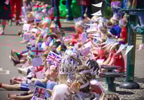 Petersfield infants enjoy royal Jubilee