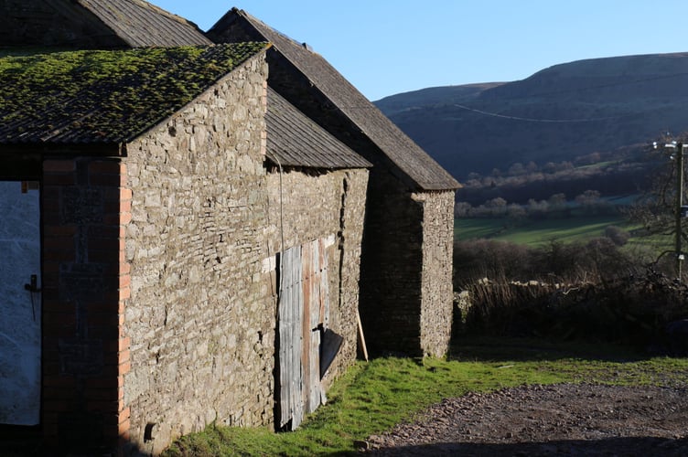 barn