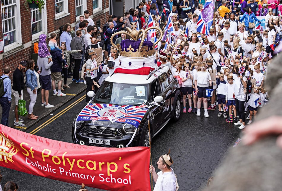 Grab your 20-page Farnham Carnival supplement in this week’s Herald!