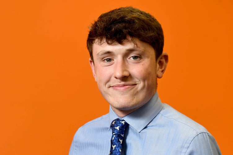 Tom Curphey -