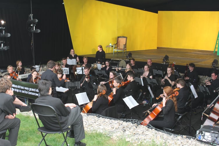 Secondary school students attend a performance of L’elisir d’amore by Longhope Opera in Newton Valence, near Selborne.