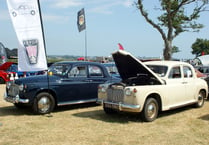 Local enthusiasts to head to Powderham Historic Vehicles gathering 
