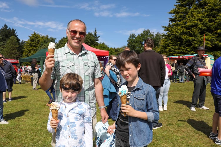 Cain Family having an Ice Cream at Tynwald Day. Photo by Callum Staley (CJS Photography)