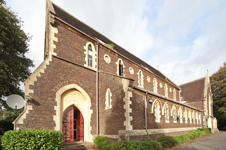 Former church of St James’ on East Street, Farnham, built 1876 by Henry Woodyer, declared redundant in 1974 and converted to 16 flats c1980.   Now called St James Court, the building has been Grade II listed since December 29, 1972