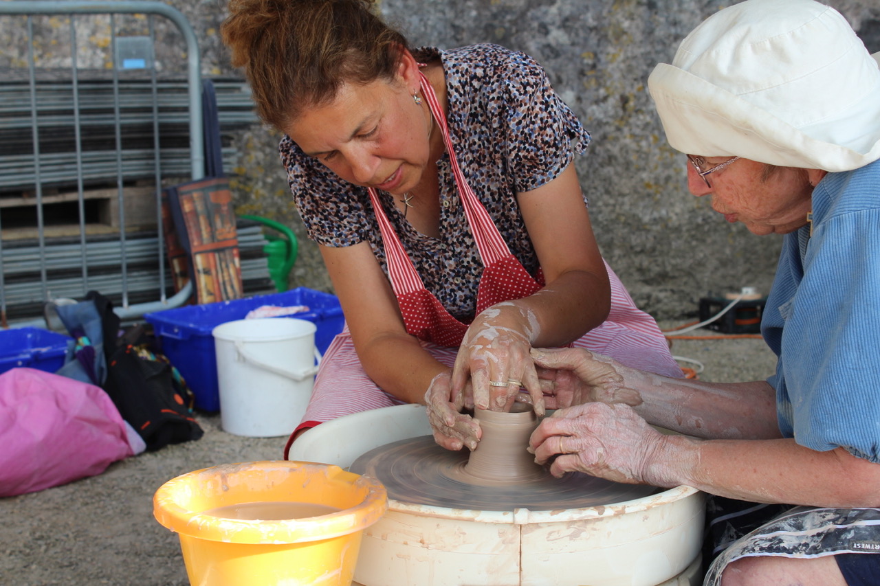 Potters Pattie Hogg and Debbie Vines.