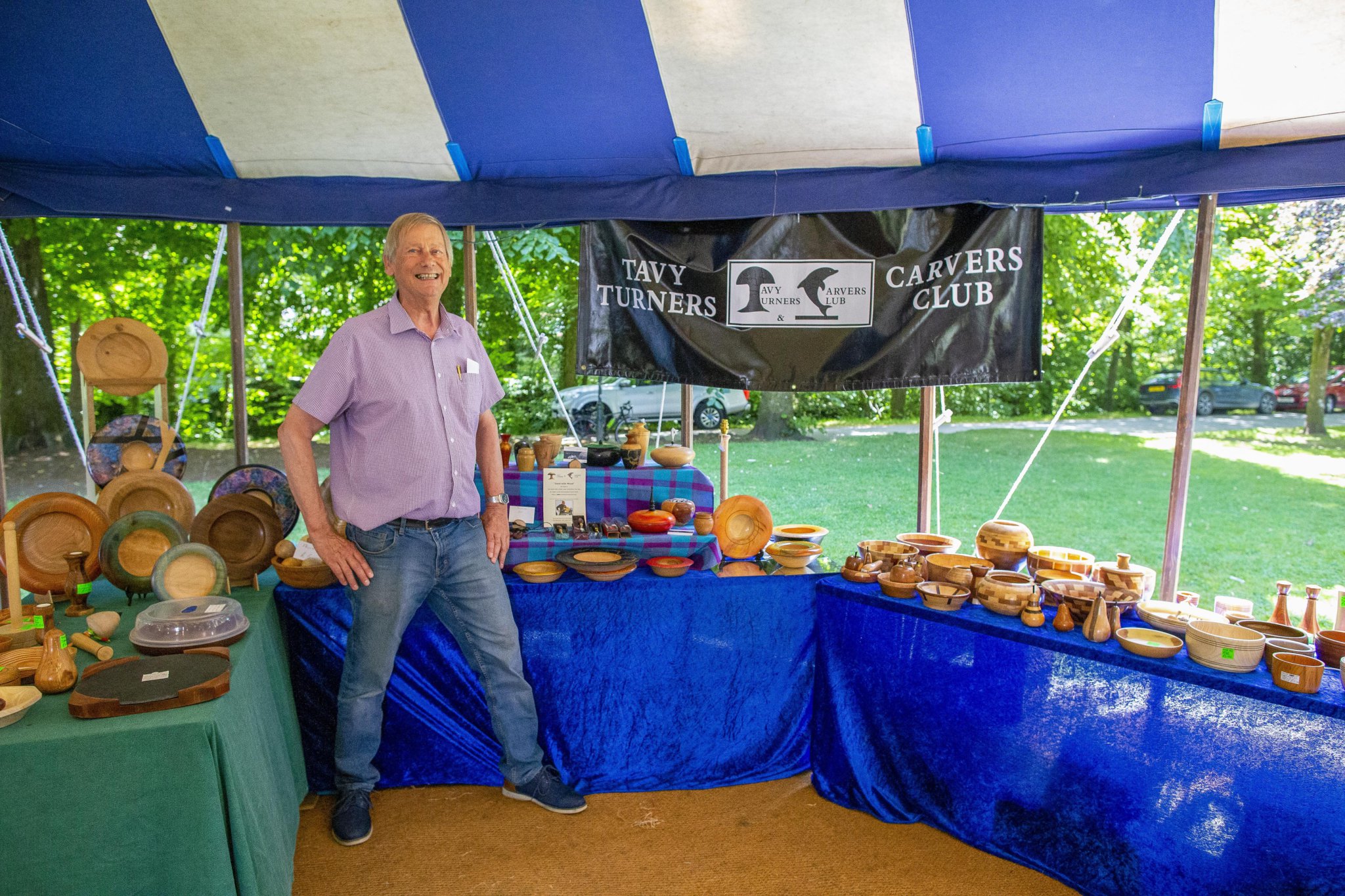 Tavy Turners Carvers Club Vice Chairman Simon Boghurst during the Tavistock EchoFest on the 16th July 2022 PHOTO: Dave Crawford