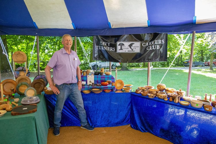 Tavy Turners Carvers Club Vice Chairman Simon Boghurst during the Tavistock EchoFest on the 16th July 2022 PHOTO: Dave Crawford