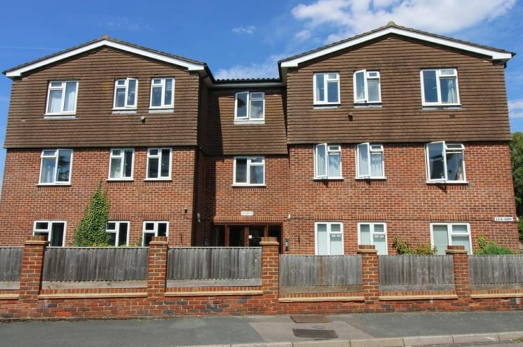 cheap farnham