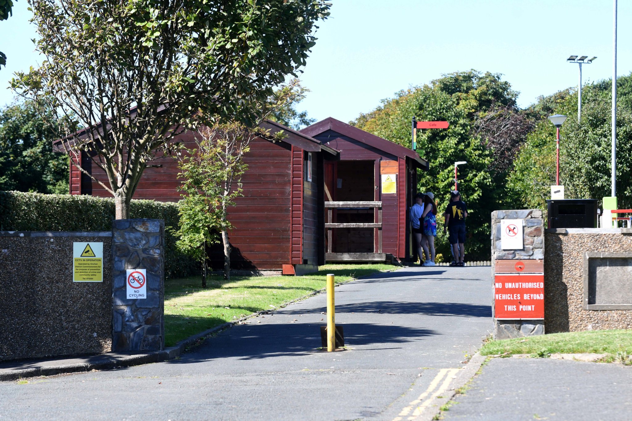 Onchan Park - entrances