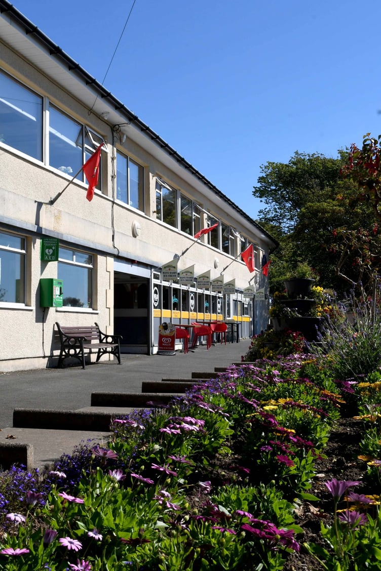 Onchan Park - main building