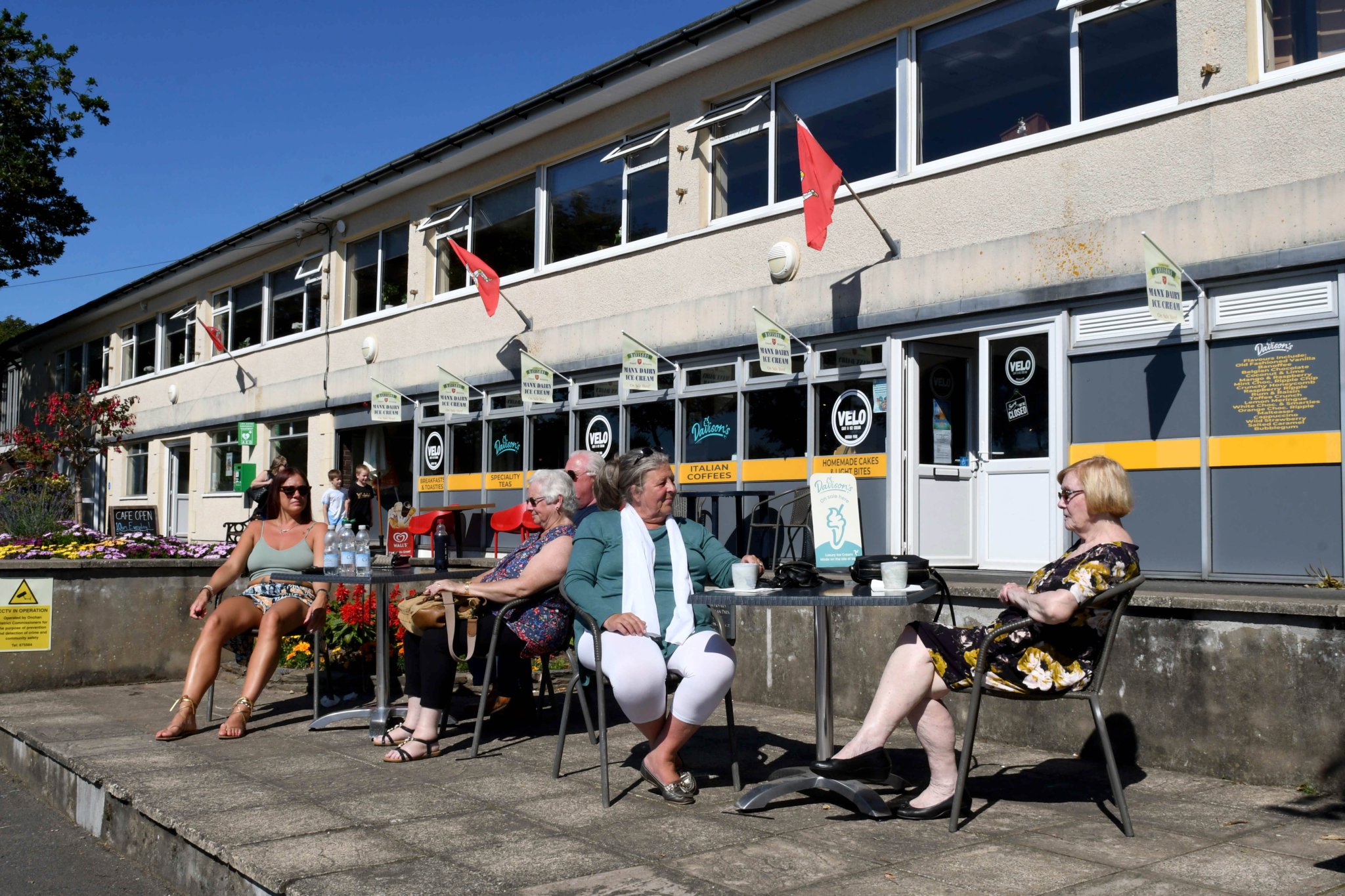 Onchan Park - cafe seating