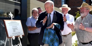 Governor opens flats